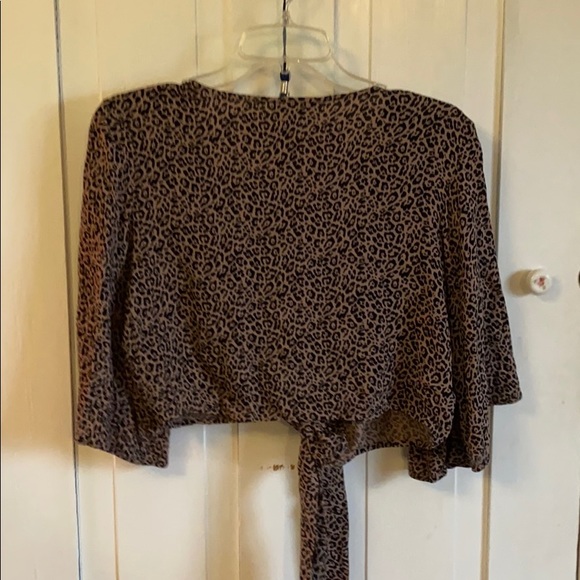 AMERICAN EAGLE TOP - Picture 3 of 3